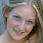 Aliz B
