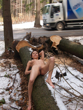 Completely nude slender asian Annie Ling exposes her slit outdoors in public place