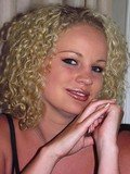 amateur blonde babe at home Bobbi Barrington